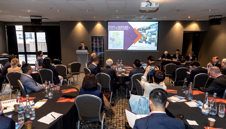 Vietnam seeks Australian investment opportunities in Sydney